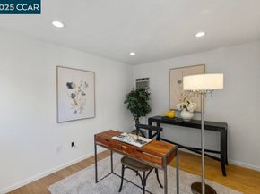 41 Iris Ln, Walnut Creek CA 94595