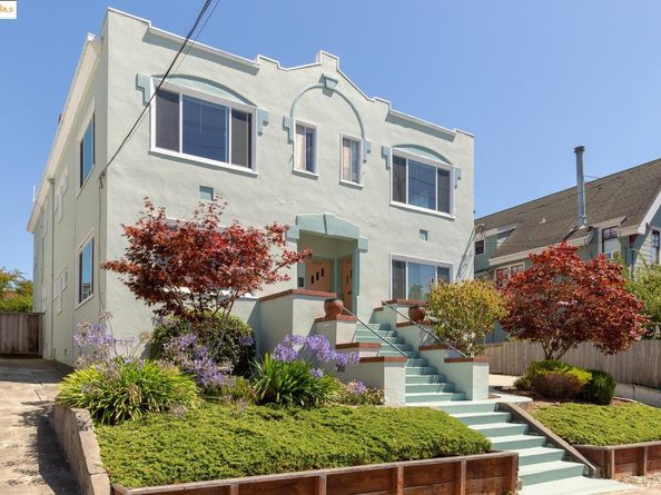 4210 Gilbert St, Oakland CA 94611