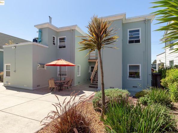 4210 Gilbert St, Oakland CA 94611