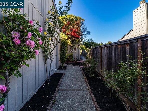 639 Augusta Drive, Moraga CA 94556