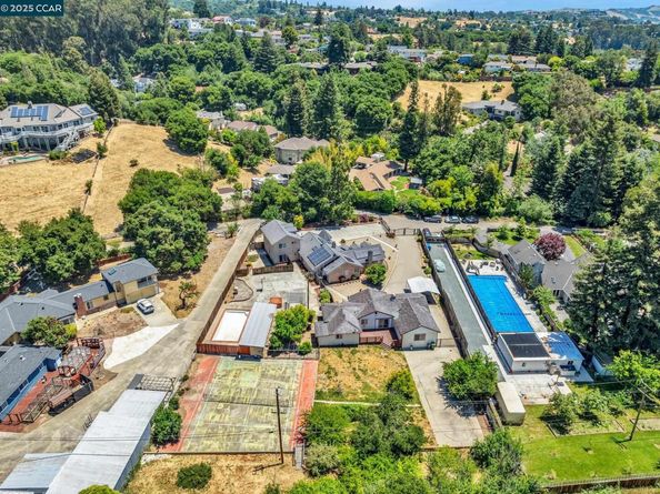 18127 Madison Ave, Castro Valley CA 94546
