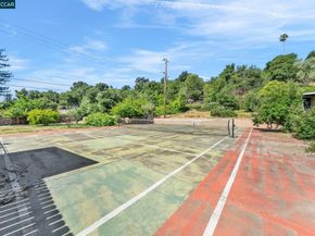 18127 Madison Ave, Castro Valley CA 94546