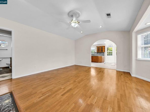 18127 Madison Ave, Castro Valley CA 94546
