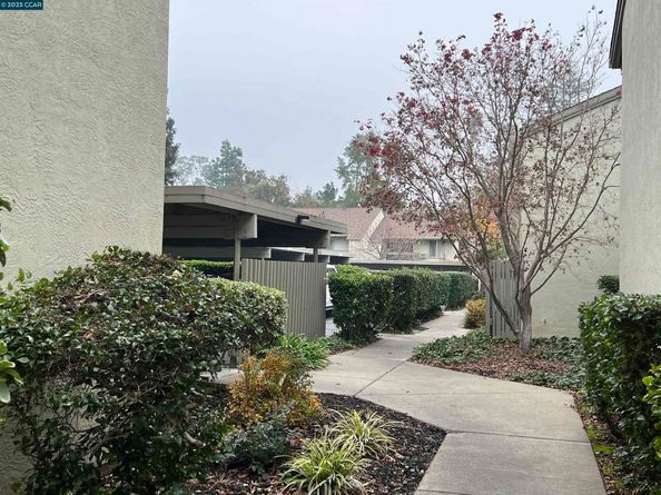 2562 Walnut Blvd 66, Walnut Creek CA 94596