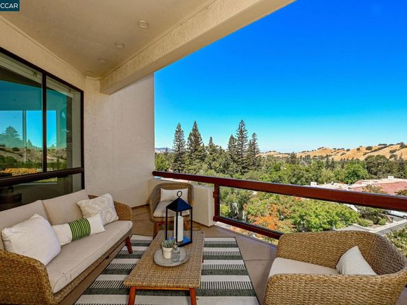 3330 Terra Granada Dr 2B, Walnut Creek CA 94595