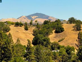 3330 Terra Granada Dr 2B, Walnut Creek CA 94595