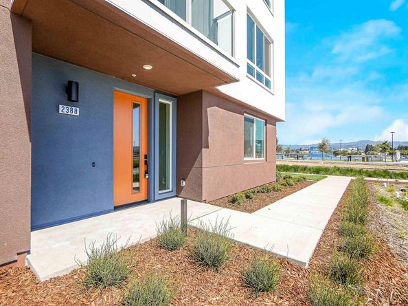 2388 Stanford Street, Alameda CA 94501