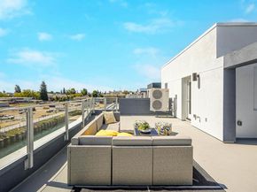2388 Stanford Street, Alameda CA 94501