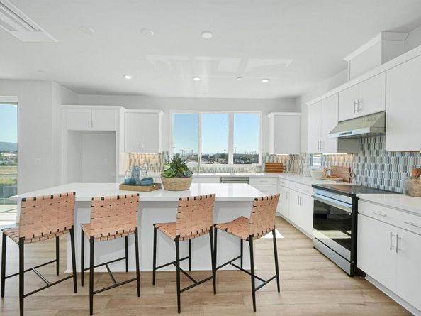 2388 Stanford Street, Alameda CA 94501