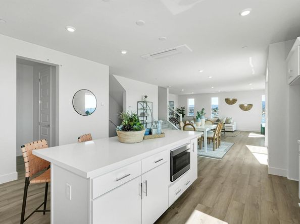 2388 Stanford Street, Alameda CA 94501