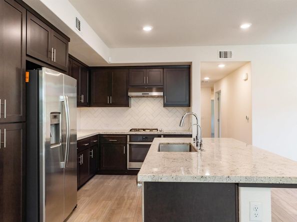 5821 Midnight Pl D, Dublin CA 94568