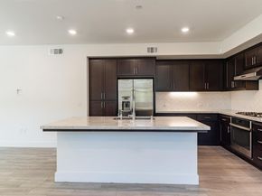 5821 Midnight Pl D, Dublin CA 94568