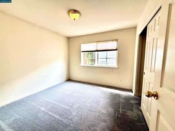 54 Village Square Pl, Pleasant Hill CA 94523