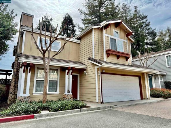 54 Village Square Pl, Pleasant Hill CA 94523