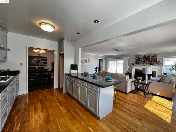 2119 Lincoln Ave, Richmond CA 94801
