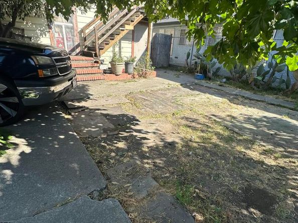 1538 39th Avenue, Oakland CA 94601