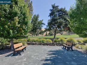 3210 Rossmoor Pkwy 2, Walnut Creek CA 94595