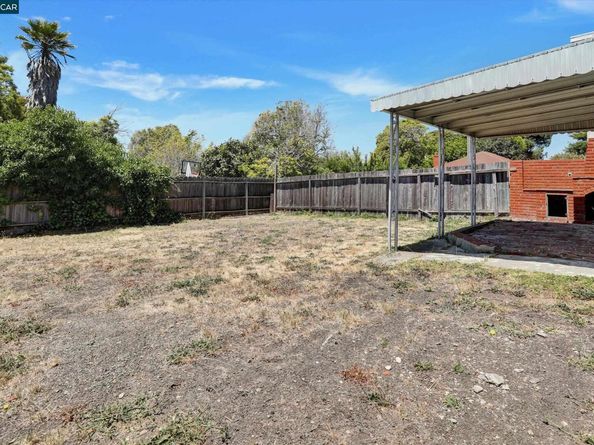 611 Amador St, Richmond CA 94805