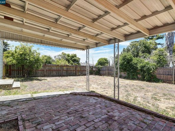 611 Amador St, Richmond CA 94805