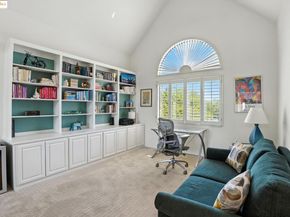 23 Redondo Court, Alameda CA 94501