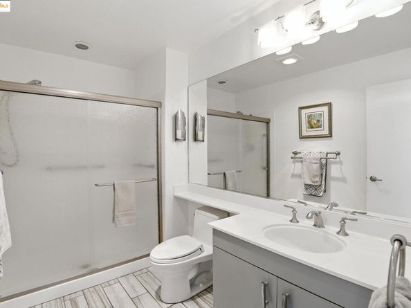 23 Redondo Court, Alameda CA 94501