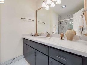 500 Vernon ST APT 305, Oakland CA 94610