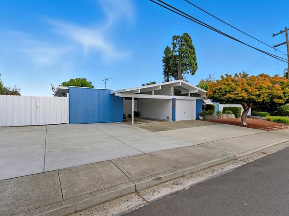 5605 Greenridge Rd, Castro Valley CA 94552