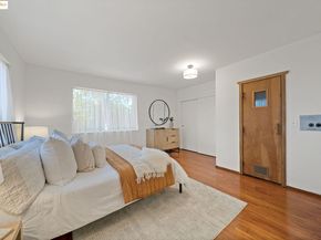 3501 35Th Ave 2, Oakland CA 94619
