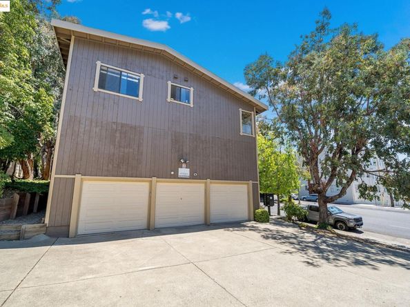 3501 35Th Ave 2, Oakland CA 94619