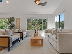 14 Saint Louis Ln, Pleasant Hill CA 94523