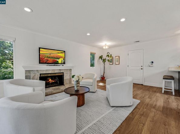 14 Saint Louis Ln, Pleasant Hill CA 94523