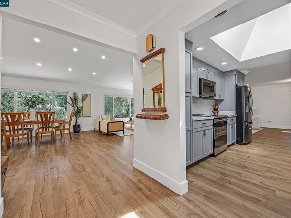 14 Saint Louis Ln, Pleasant Hill CA 94523