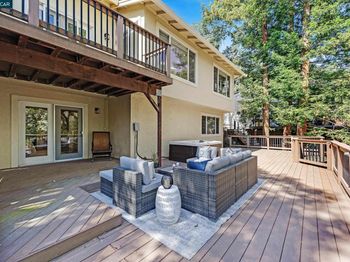 14 Saint Louis Ln