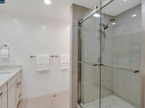 14 Saint Louis Ln, Pleasant Hill CA 94523