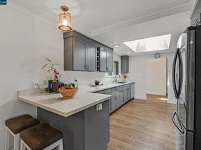 14 Saint Louis Ln, Pleasant Hill CA 94523