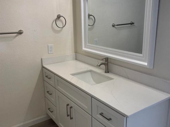 5050 Valley Crest Dr. 66, Concord CA 94521