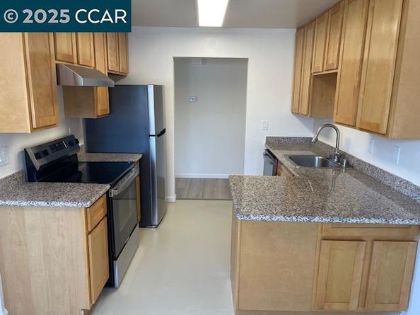5050 Valley Crest Dr. 66, Concord CA 94521