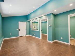 3616 Wisconsin St, Oakland CA 94619