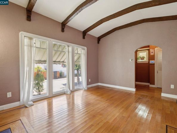 3616 Wisconsin St, Oakland CA 94619