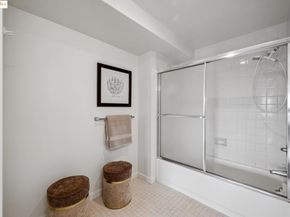 6363 Christie Ave 1626, Emeryville CA 94608