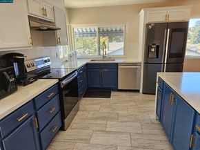 2180 Shea Dr, Pinole CA 94564