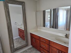 2180 Shea Dr, Pinole CA 94564