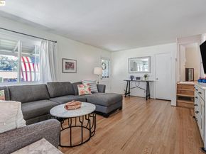 2048-2050 Donald Dr, Moraga CA 94556