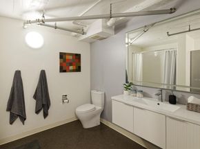 Undisclosed Address #41104549, Oakland CA 94607
