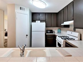 22192 Rim Pointe 6B, Lake Forest (el Toro) CA 92630