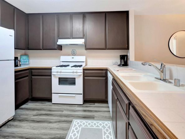 22192 Rim Pointe 6B, Lake Forest (el Toro) CA 92630