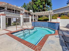 22192 Rim Pointe 6B, Lake Forest (el Toro) CA 92630