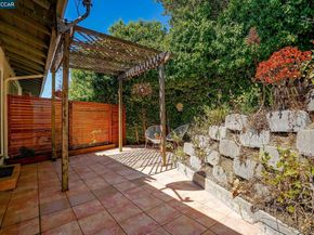 6324 Bonita Ct, Richmond CA 94806