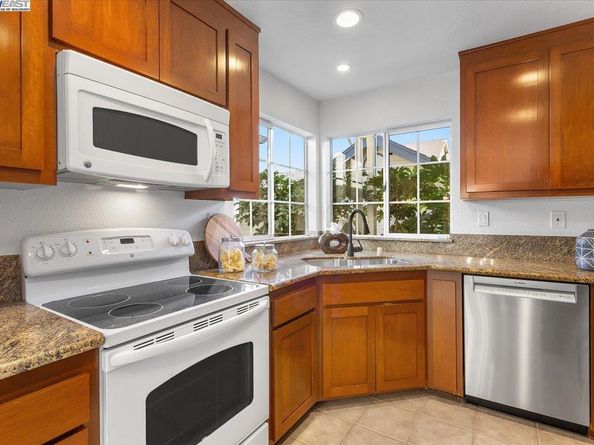 6477 Potrero Drive, Newark CA 94560