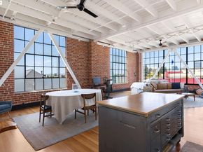 1018 4Th Ave 302, Oakland CA 94606